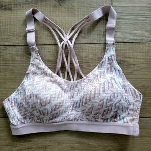 Victoria’s Secret 34A Geometric Print Lightweight Sports Bra Strappy Back. Gym